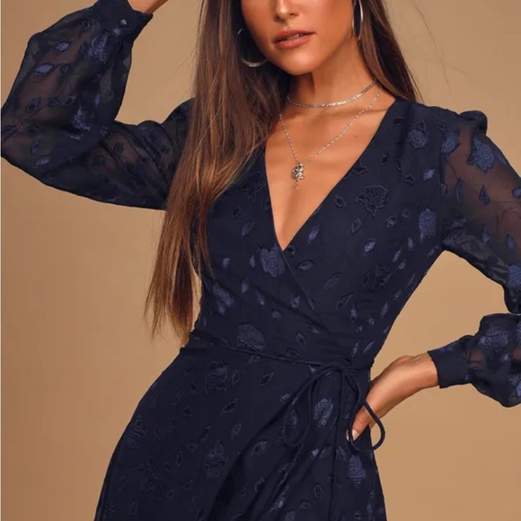 Lulus XS Dress - Picture 3 of 4